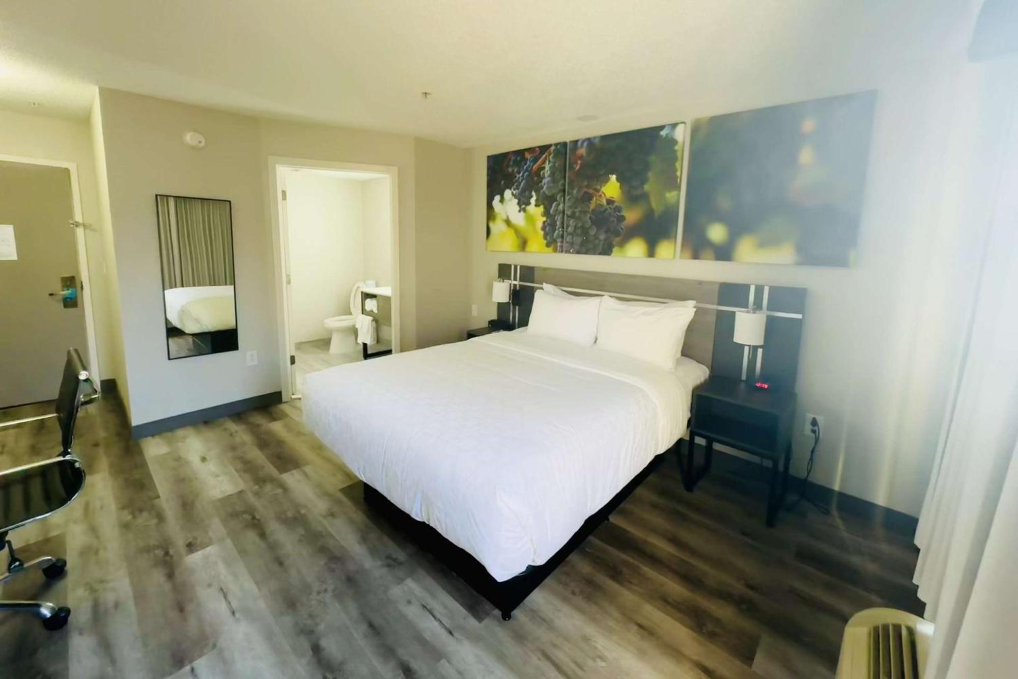 Clarion Pointe Albemarle Hotel Kültér fotó