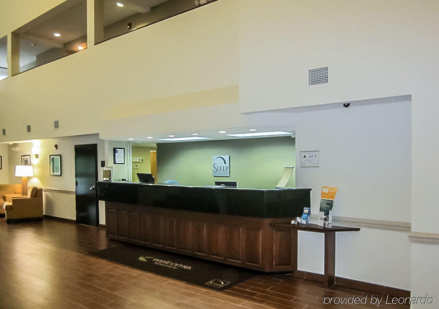 Clarion Pointe Albemarle Hotel Kültér fotó