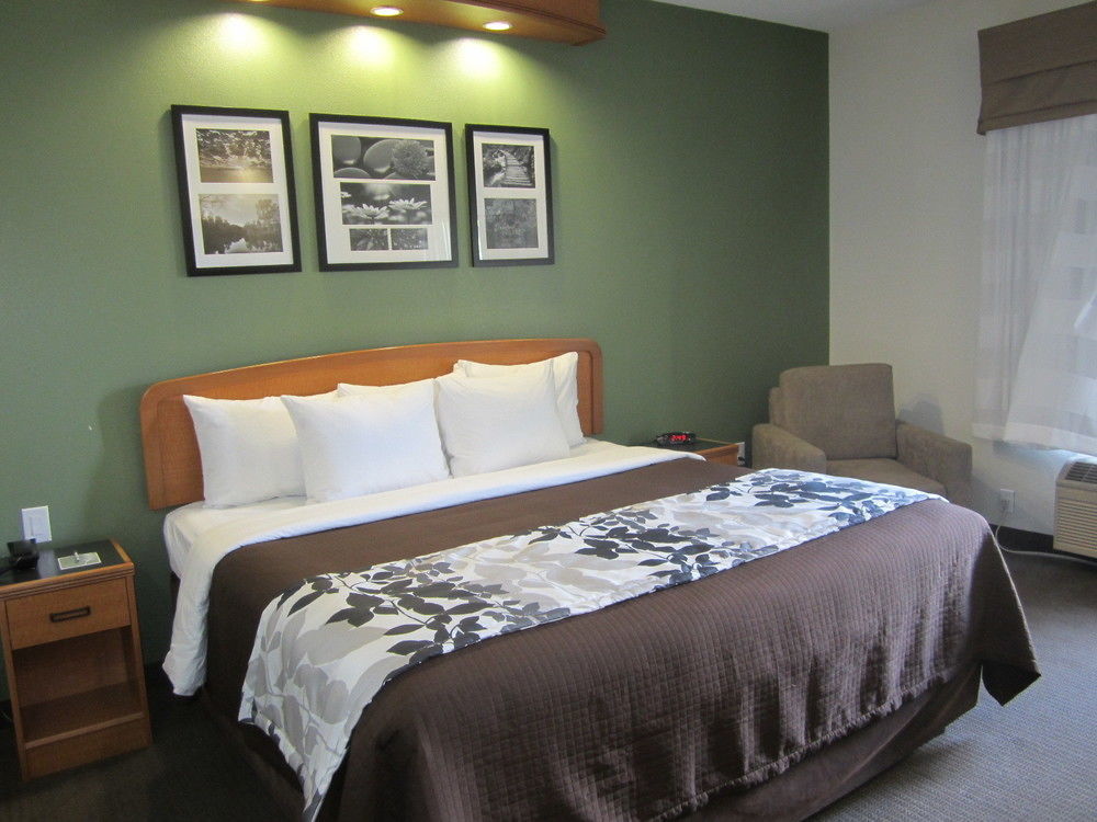 Clarion Pointe Albemarle Hotel Kültér fotó