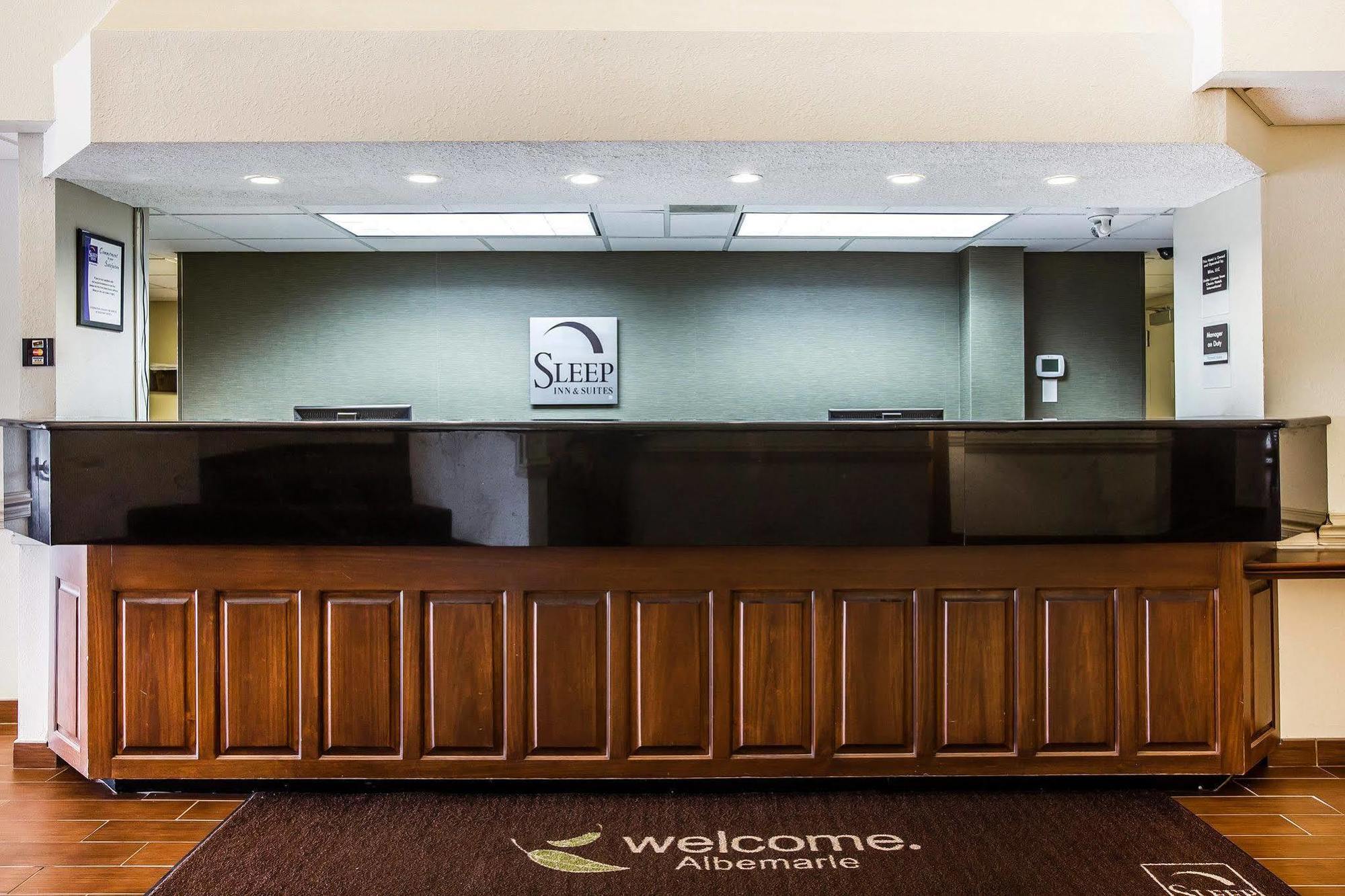 Clarion Pointe Albemarle Hotel Kültér fotó